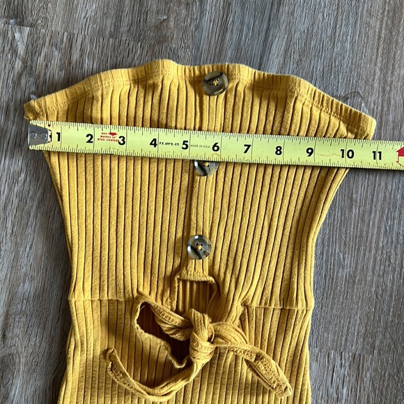 SOLD Heart Hips Gold Cut Out Ribbed Strapless Dress Size Small - Picture 5 of 6